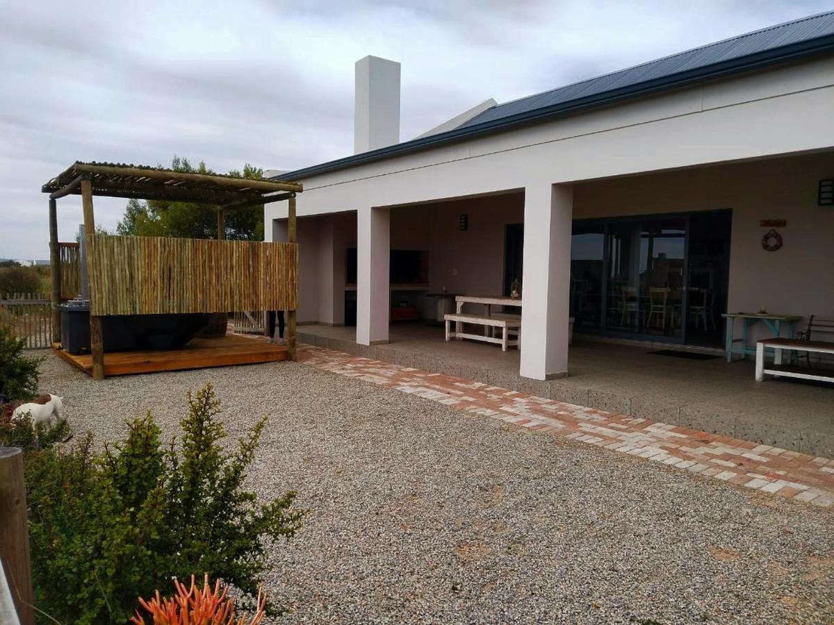 Camelot Cottages 랑게바안 외부 사진